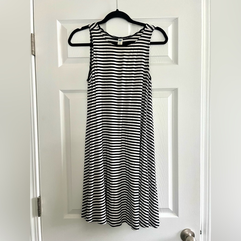 Women’s Old Navy Black and White Striped Tank Dress